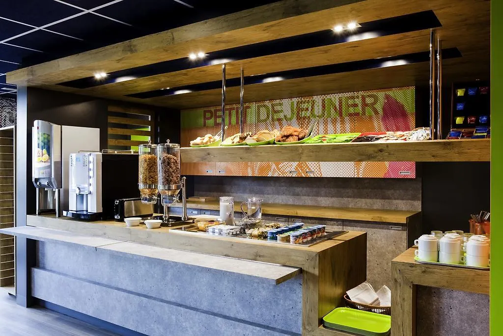 Hotel Ibis Budget Grigny Centre 2*