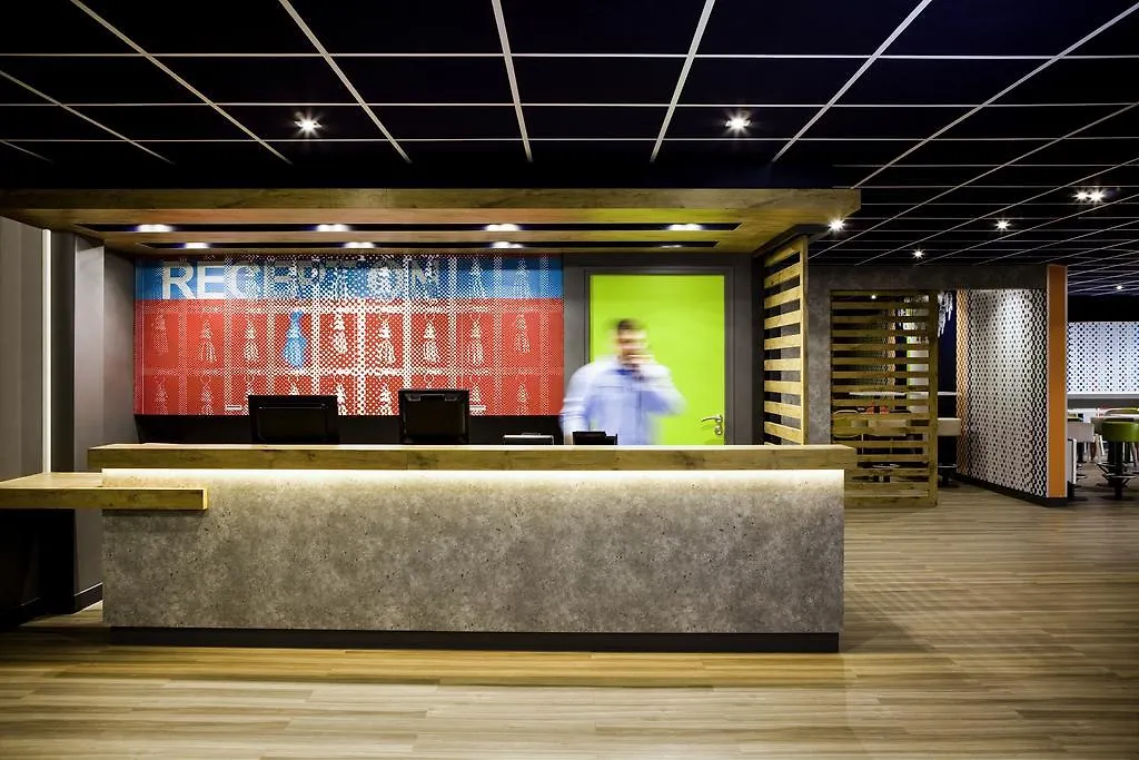 Hotel Ibis Budget Grigny Centre 2*