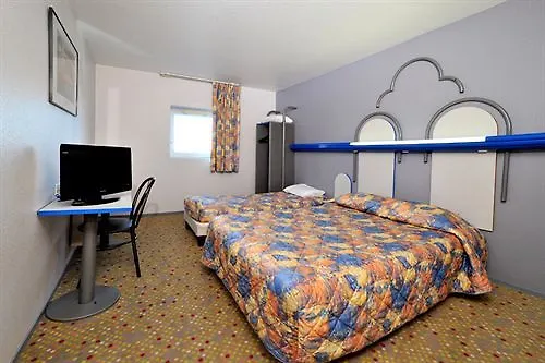 Ibis Budget Grigny Centre 2*