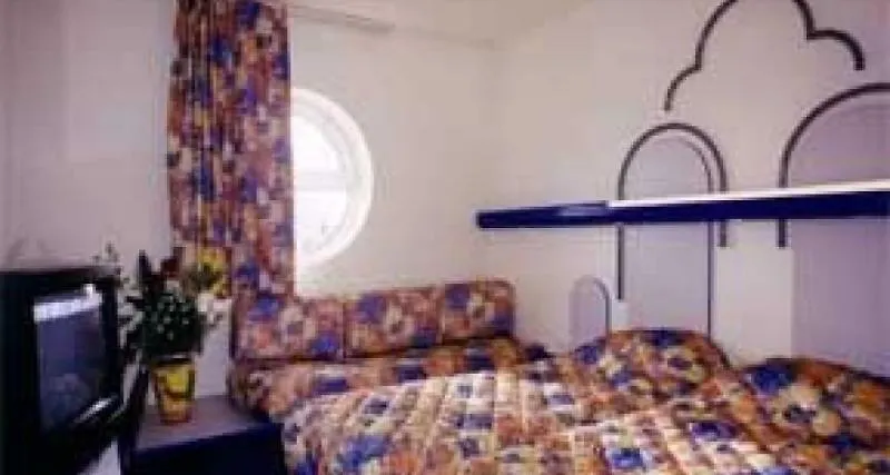 Ibis Budget Grigny Centre Hotel 2*