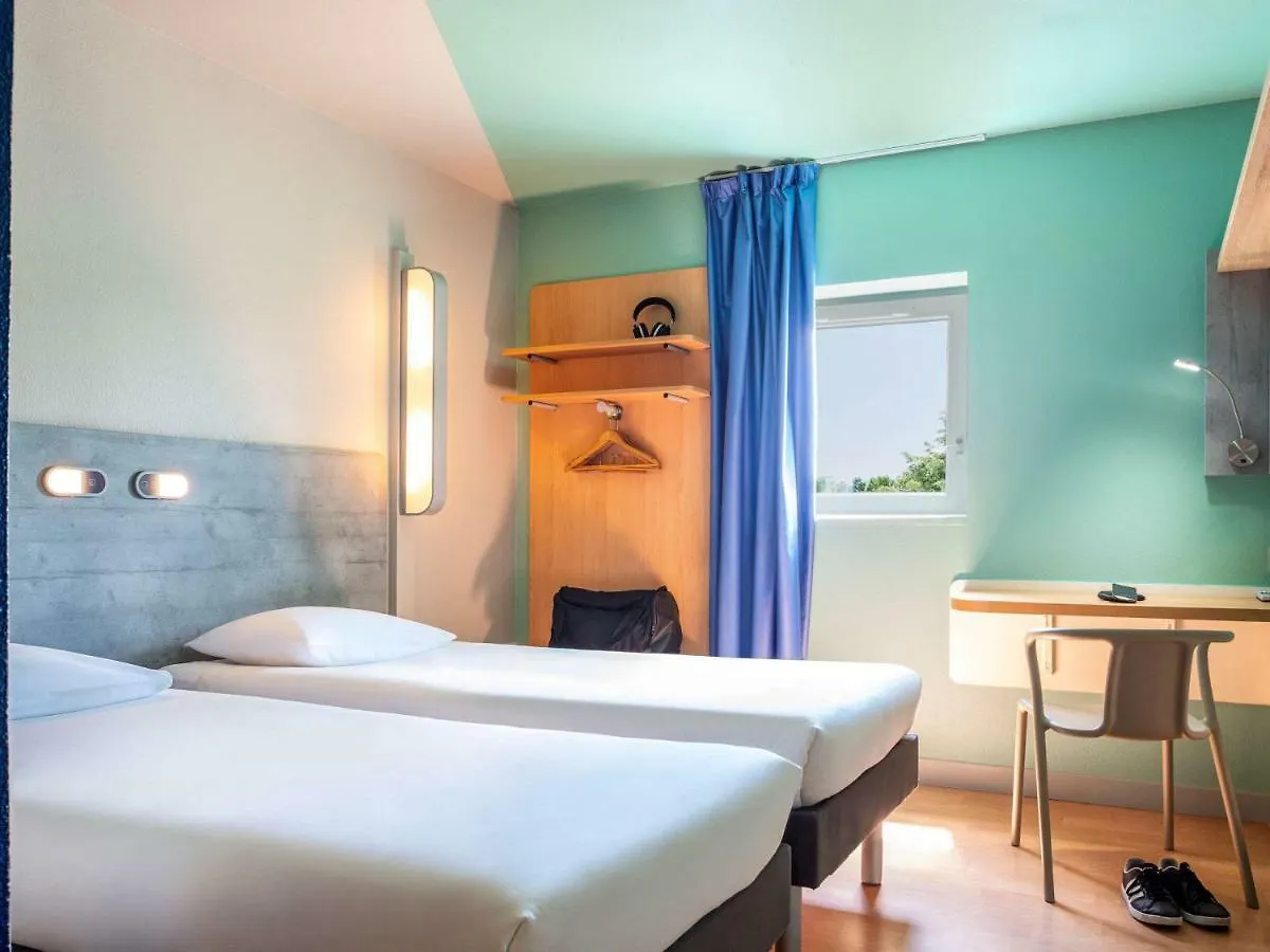 Hotel Ibis Budget Grigny Centre 2*